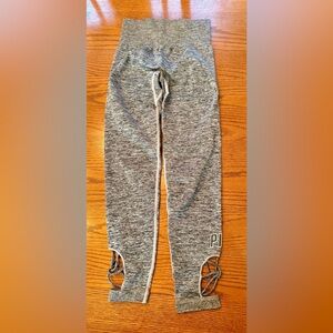 PINK Ultimate Women's Leggings‎